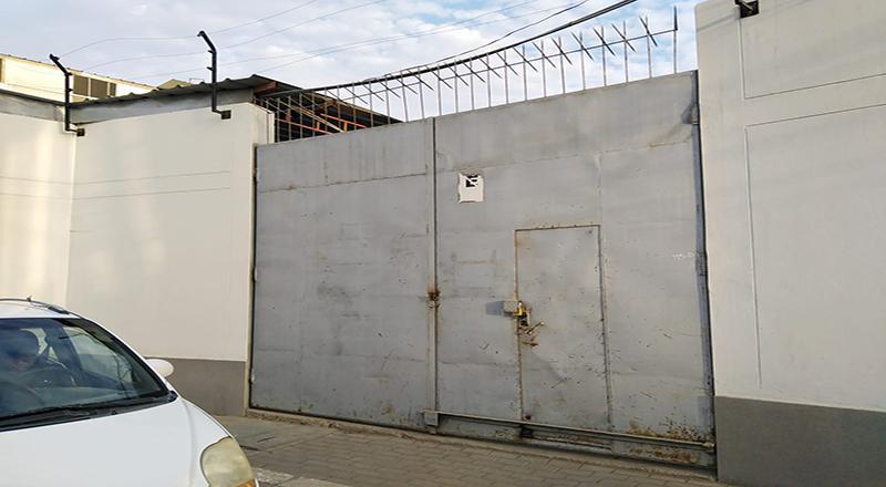 ALQUILER DE AMPLIO TERRENO EN CALLE DALLORSO